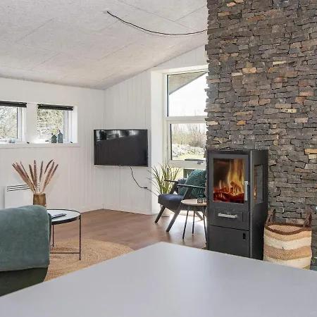 Holiday home 6 Person In Bl Vand Blavand
